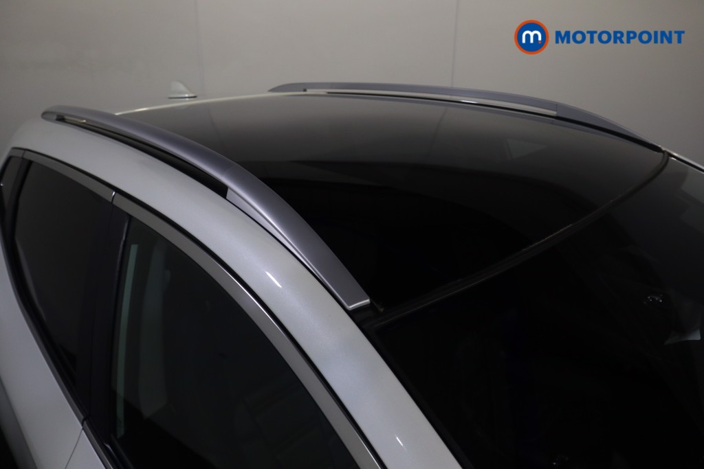 Nissan Qashqai N-Motion Manual Petrol SUV - Stock Number (1622370) - 33rd supplementary image