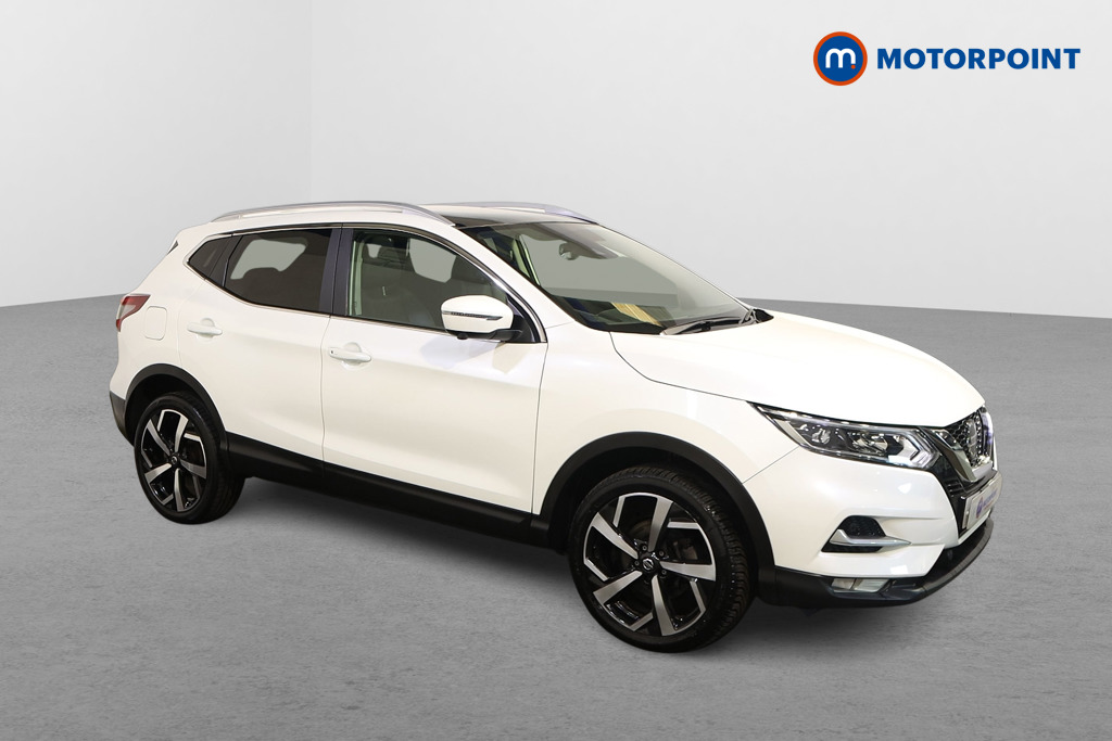 Nissan Qashqai N-Motion Manual Petrol SUV - Stock Number (1622370) - Drivers side front corner
