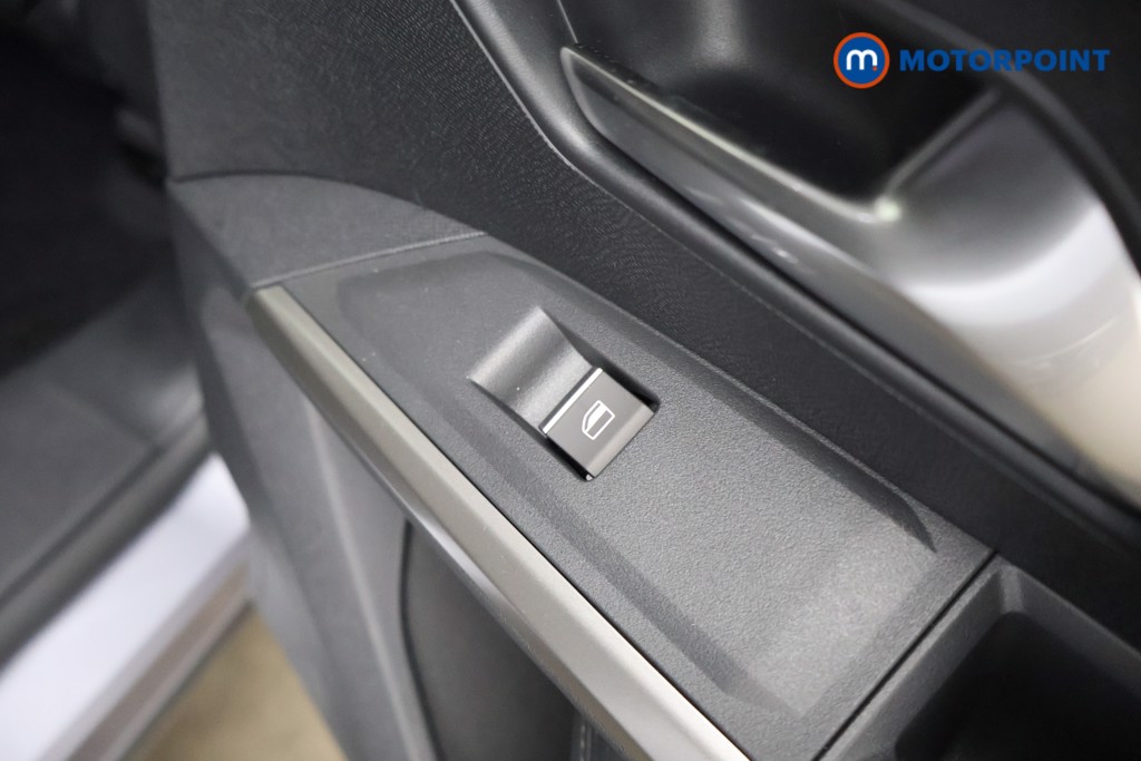 Peugeot 3008 GT Automatic Petrol SUV - Stock Number (1622621) - 25th supplementary image