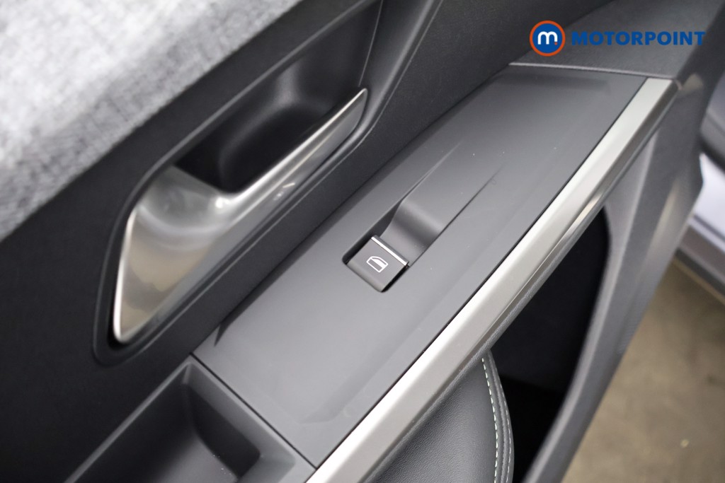 Peugeot 3008 GT Automatic Petrol SUV - Stock Number (1622621) - 32nd supplementary image