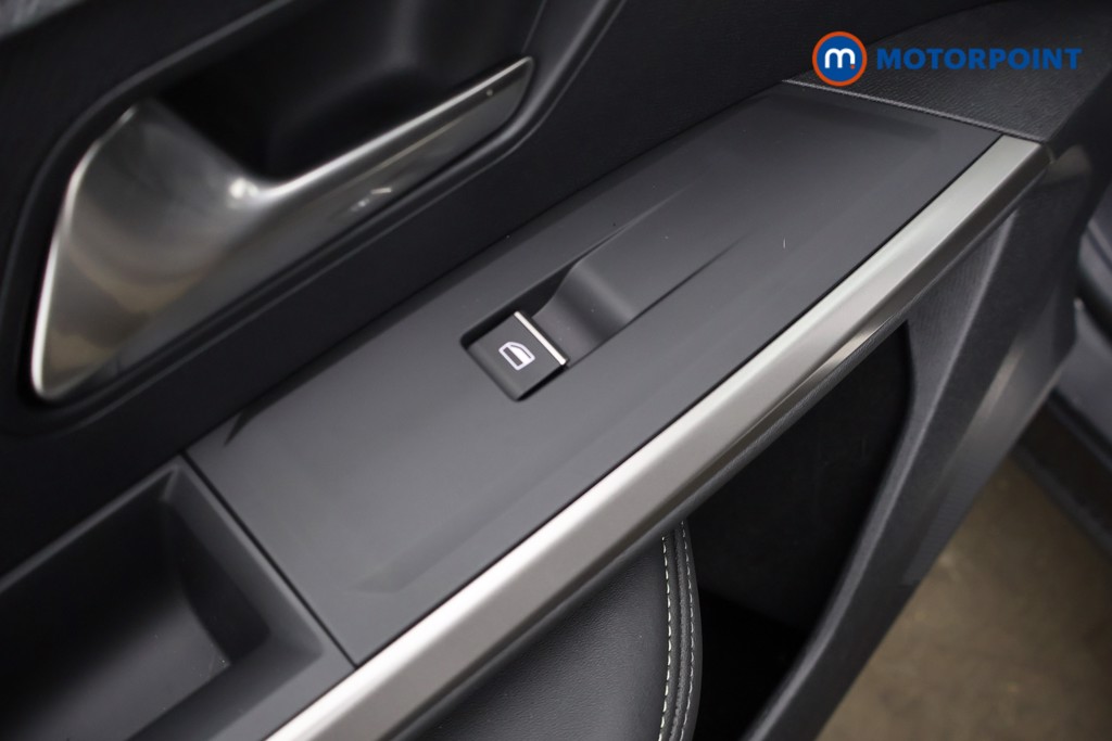 Peugeot 3008 GT Automatic Petrol SUV - Stock Number (1622675) - 32nd supplementary image