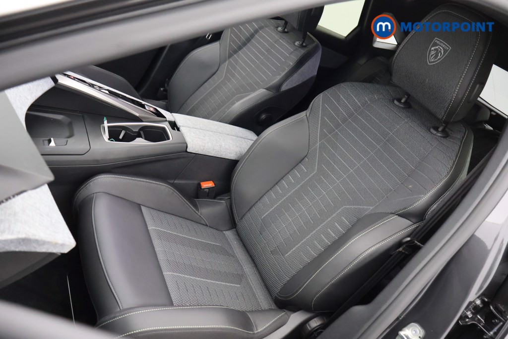 Peugeot 3008 GT Automatic Petrol SUV - Stock Number (1622675) - 33rd supplementary image