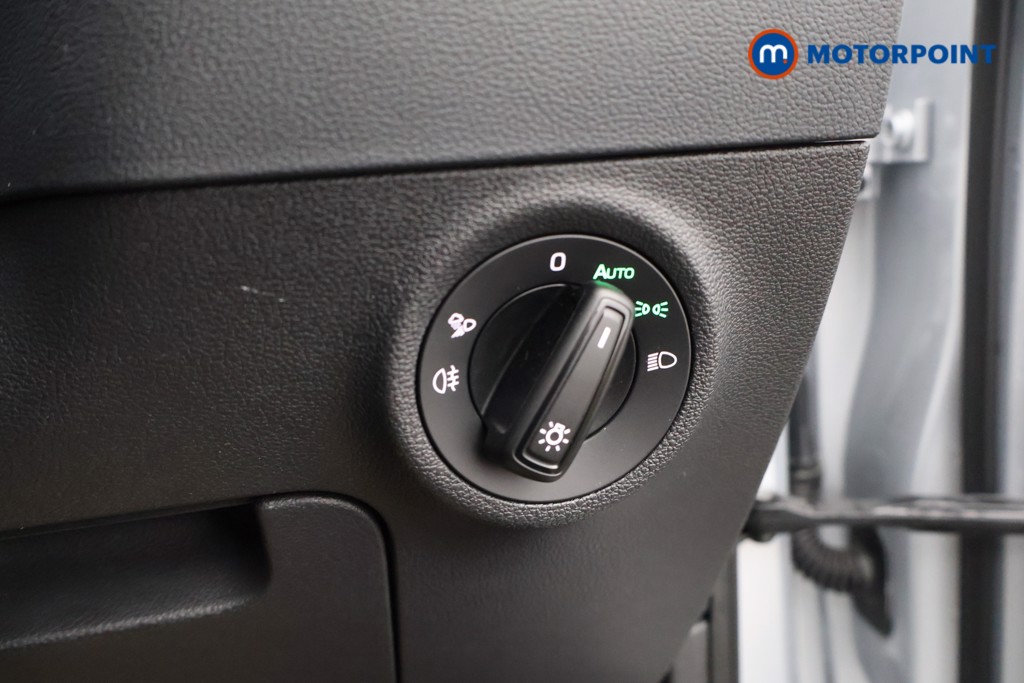 Skoda Karoq Sportline Edition Automatic Petrol SUV - Stock Number (1622753) - 12th supplementary image