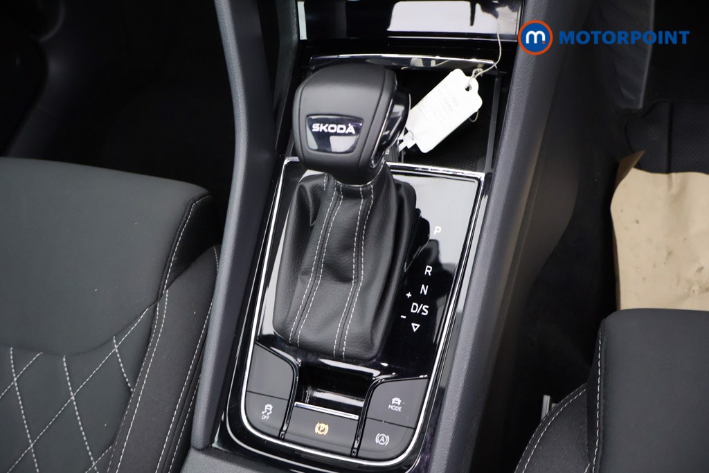 Skoda Karoq Sportline Edition Automatic Petrol SUV - Stock Number (1622753) - 16th supplementary image