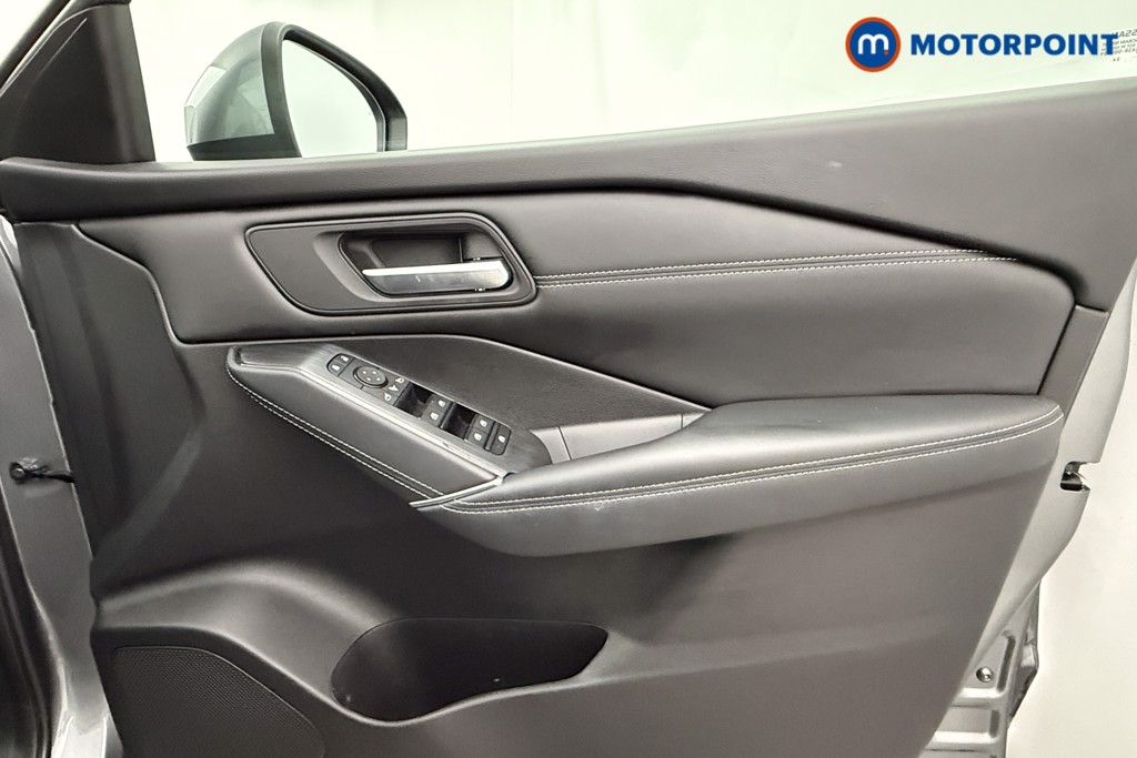 Nissan Qashqai N-Connecta Automatic Petrol-Electric Hybrid SUV - Stock Number (1622841) - 14th supplementary image