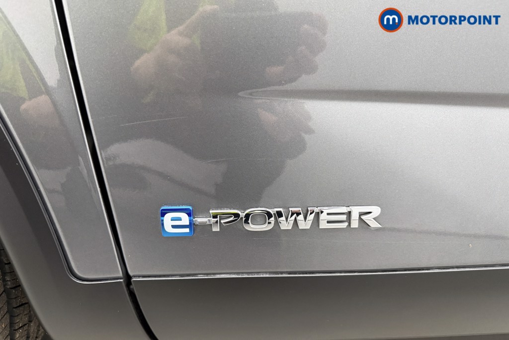 Nissan Qashqai N-Connecta Automatic Petrol-Electric Hybrid SUV - Stock Number (1622841) - 22nd supplementary image