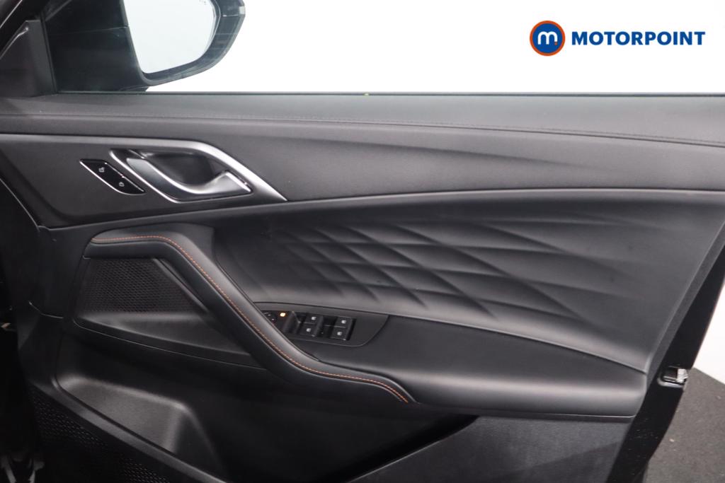 Mg Motor Uk HS SE Automatic Petrol-Electric Hybrid SUV - Stock Number (1622926) - 9th supplementary image