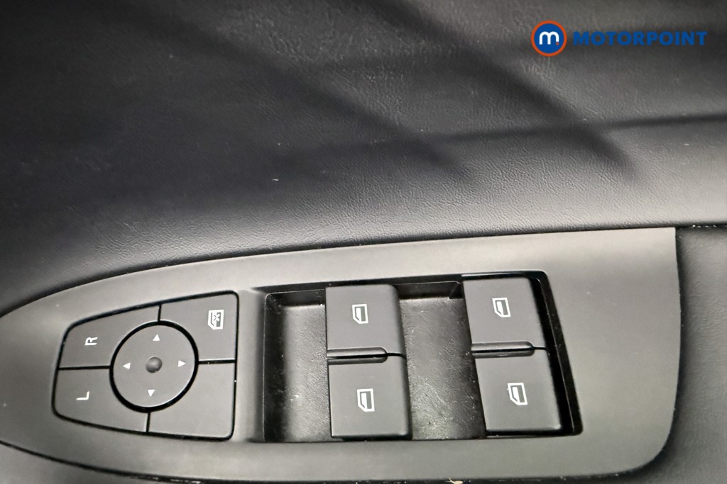 Mg Motor Uk HS SE Automatic Petrol-Electric Hybrid SUV - Stock Number (1622942) - 19th supplementary image