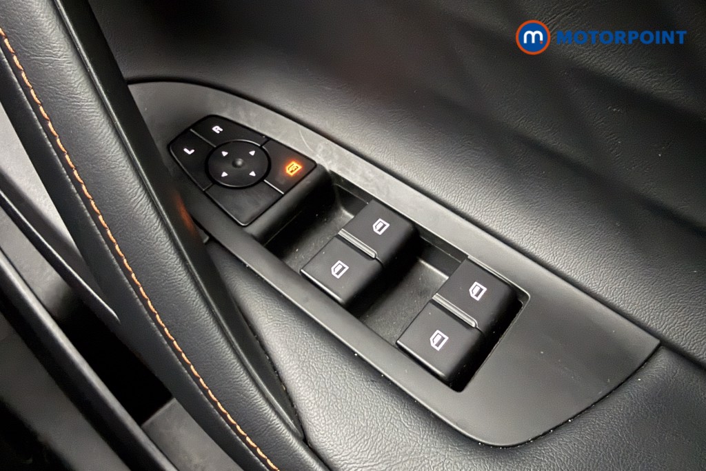 Mg Motor Uk HS SE Automatic Petrol-Electric Hybrid SUV - Stock Number (1622952) - 15th supplementary image