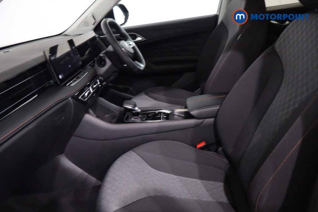 Mg Motor Uk HS SE Automatic Petrol-Electric Hybrid SUV - Stock Number (1622956) - 4th supplementary image