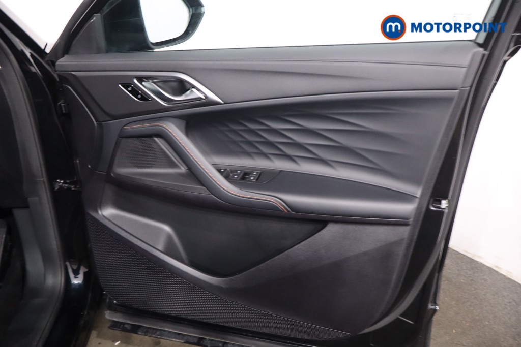 Mg Motor Uk HS SE Automatic Petrol-Electric Hybrid SUV - Stock Number (1622956) - 24th supplementary image