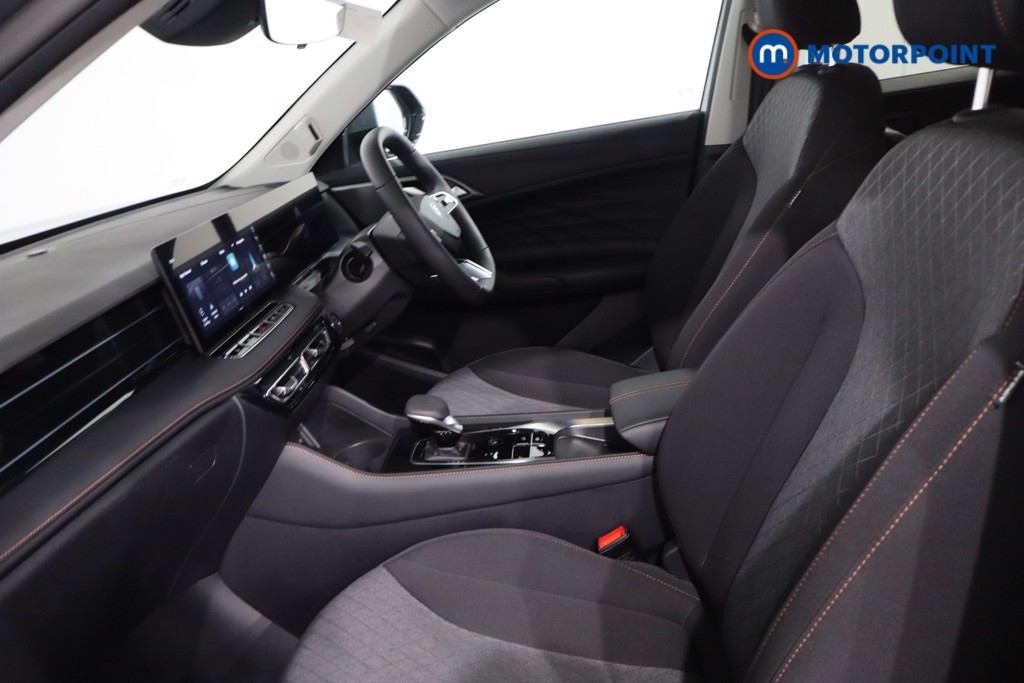 Mg Motor Uk HS SE Automatic Petrol-Electric Hybrid SUV - Stock Number (1623000) - 4th supplementary image