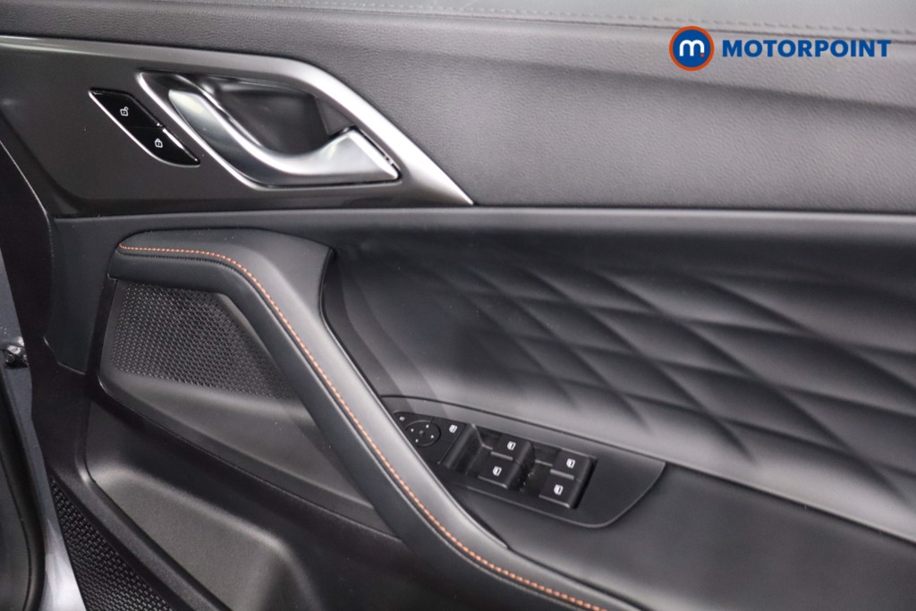 Mg Motor Uk HS SE Automatic Petrol-Electric Hybrid SUV - Stock Number (1623000) - 24th supplementary image