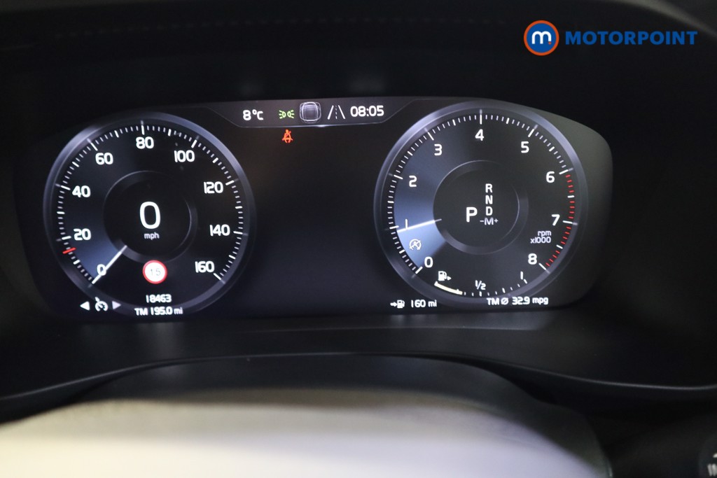 Volvo Xc40 Momentum Automatic Petrol SUV - Stock Number (1623215) - 5th supplementary image