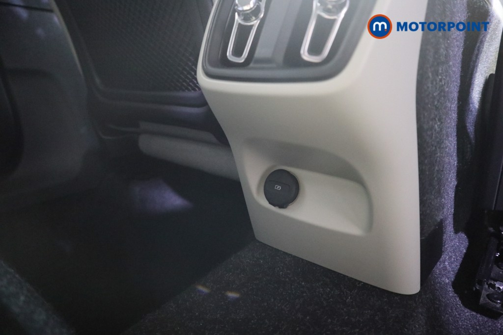 Volvo Xc40 Momentum Automatic Petrol SUV - Stock Number (1623215) - 19th supplementary image