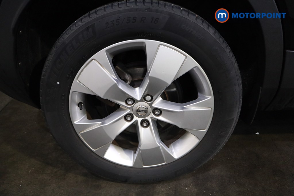 Volvo Xc40 Momentum Automatic Petrol SUV - Stock Number (1623215) - 22nd supplementary image