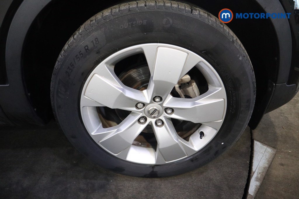 Volvo Xc40 Momentum Automatic Petrol SUV - Stock Number (1623215) - 23rd supplementary image