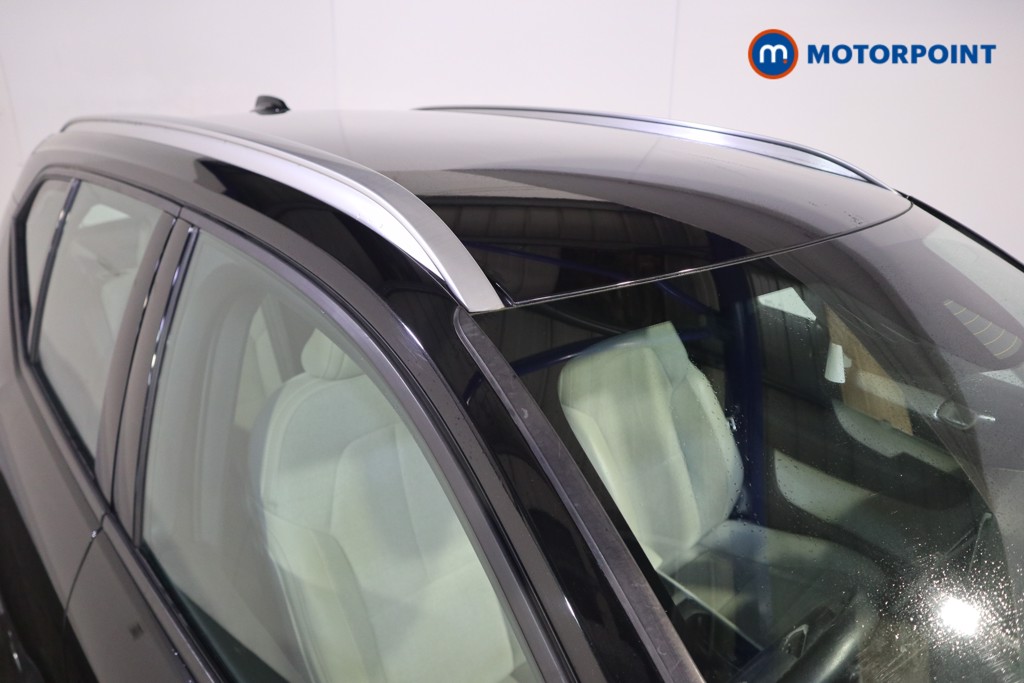 Volvo Xc40 Momentum Automatic Petrol SUV - Stock Number (1623215) - 32nd supplementary image