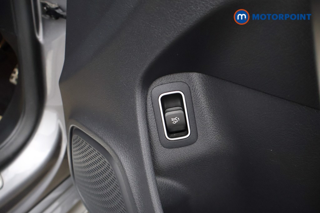 Mercedes-Benz CLA Amg Line Automatic Petrol Coupe - Stock Number (1623372) - 19th supplementary image