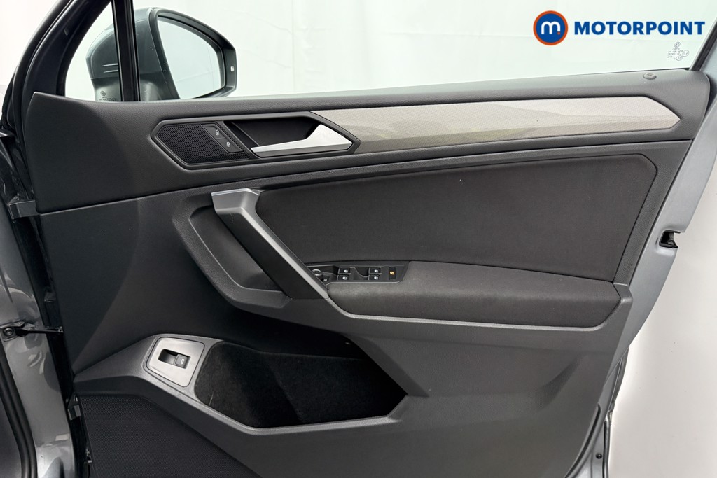 Volkswagen Tiguan Allspace Life Automatic Petrol SUV - Stock Number (1623451) - 22nd supplementary image