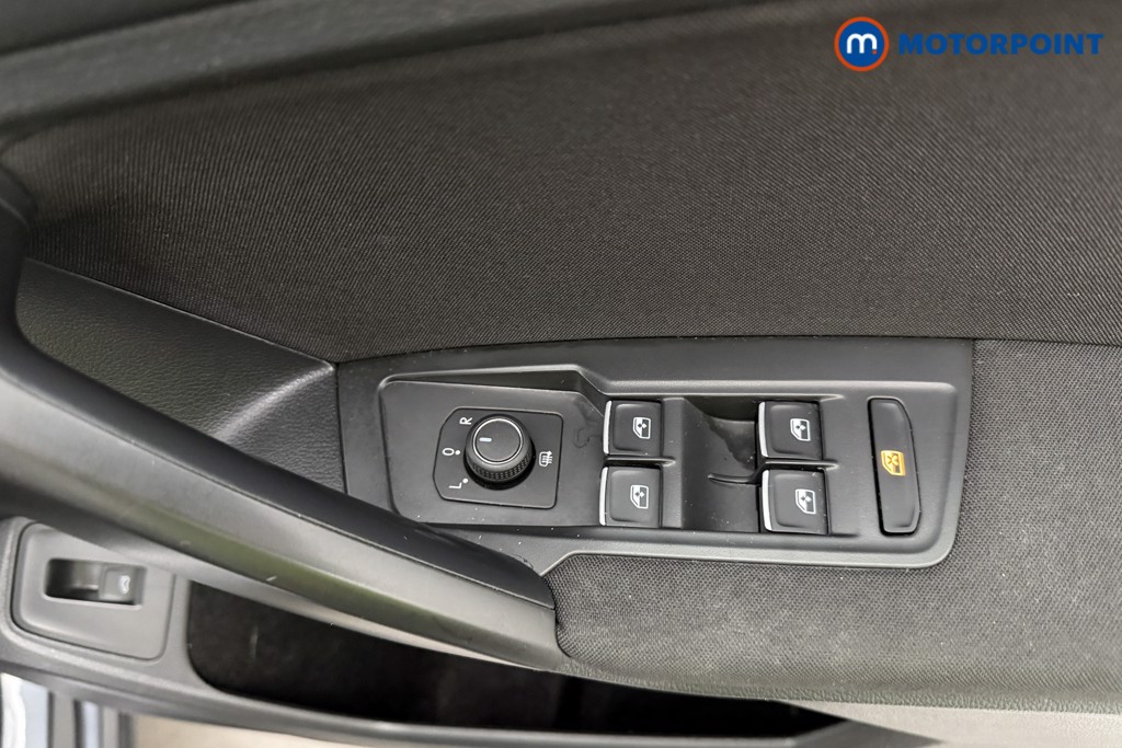 Volkswagen Tiguan Allspace Life Automatic Petrol SUV - Stock Number (1623451) - 23rd supplementary image