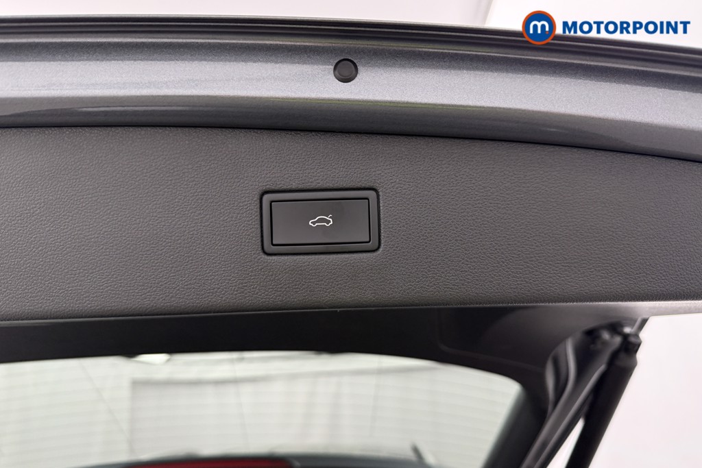 Volkswagen Tiguan Allspace Life Automatic Petrol SUV - Stock Number (1623451) - 30th supplementary image