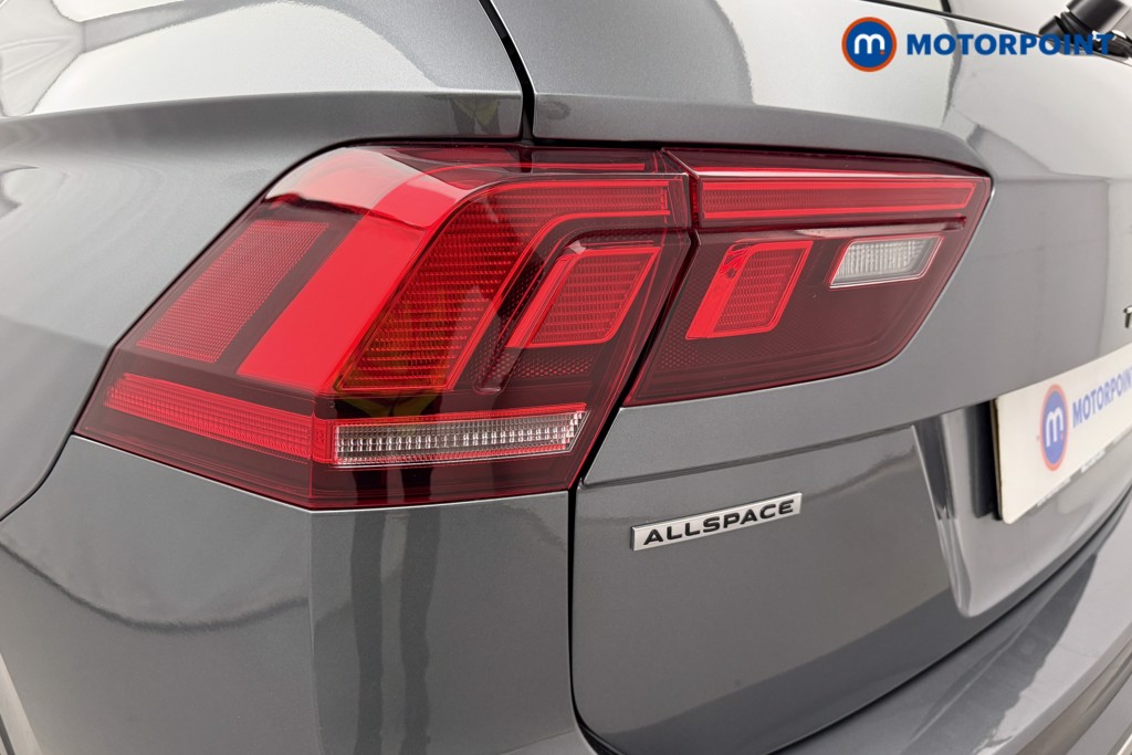 Volkswagen Tiguan Allspace Life Automatic Petrol SUV - Stock Number (1623451) - 31st supplementary image