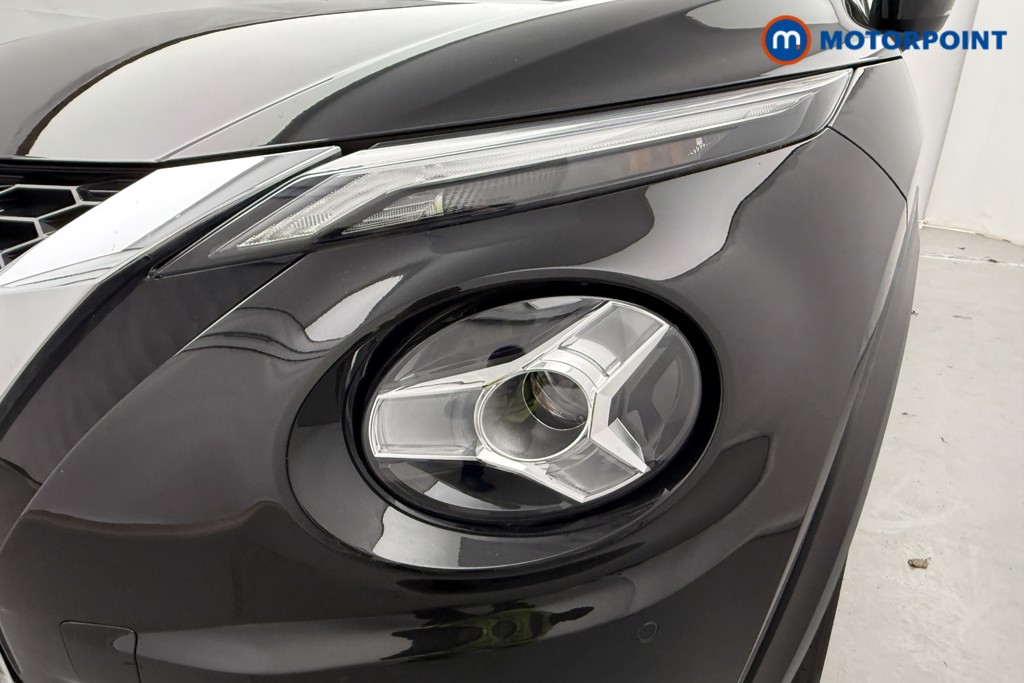 Nissan Juke N-Connecta Manual Petrol SUV - Stock Number (1623483) - 29th supplementary image