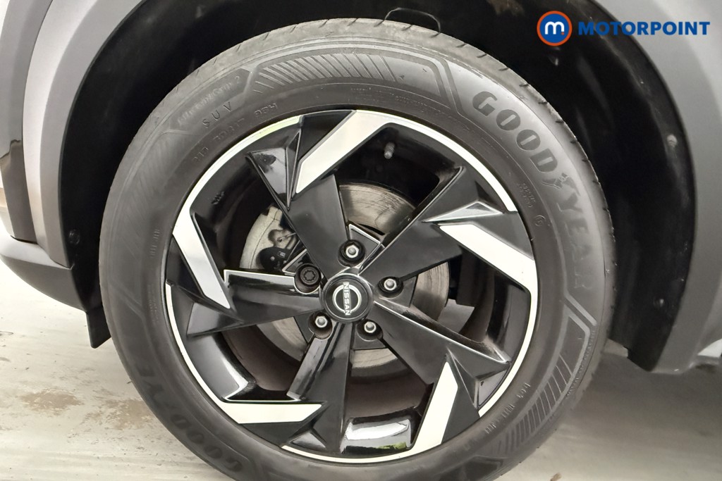 Nissan Juke N-Connecta Manual Petrol SUV - Stock Number (1623483) - 30th supplementary image