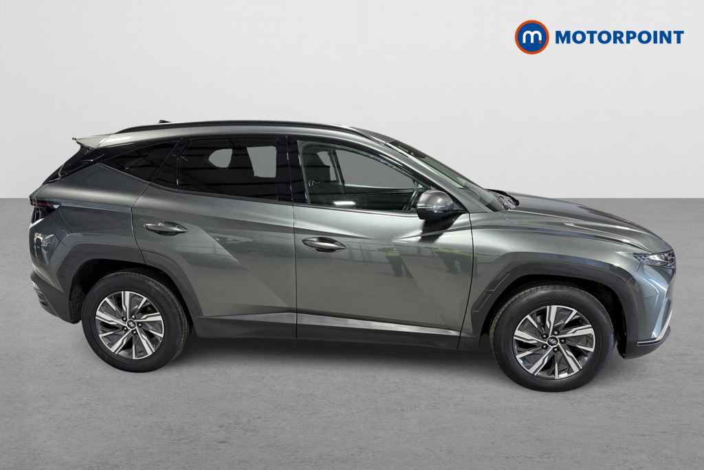Hyundai Tucson Se Connect Manual Petrol SUV - Stock Number (1624059) - Drivers side
