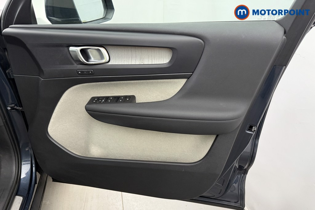 Volvo Xc40 Inscription Automatic Petrol SUV - Stock Number (1624064) - 17th supplementary image