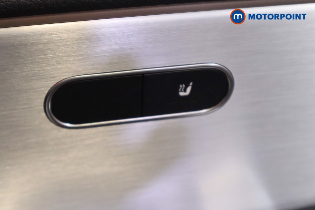 Mercedes-Benz CLA Amg Line Automatic Petrol Coupe - Stock Number (1624106) - 16th supplementary image