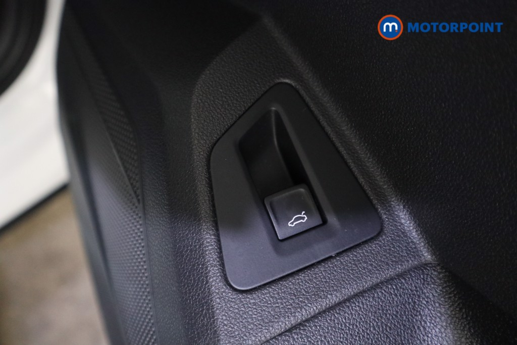 Volkswagen Touareg Black Edition Automatic Diesel SUV - Stock Number (1624232) - 14th supplementary image