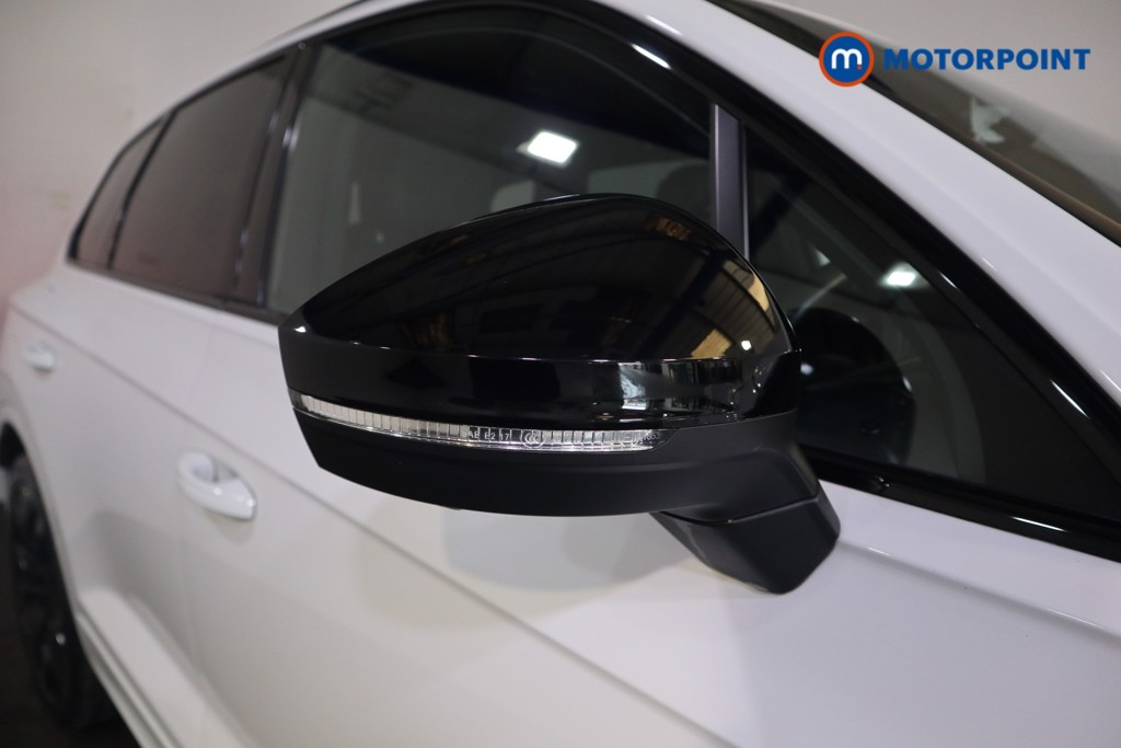 Volkswagen Touareg Black Edition Automatic Diesel SUV - Stock Number (1624232) - 41st supplementary image