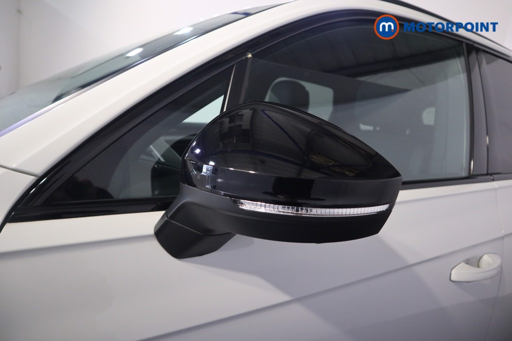 Volkswagen Touareg Black Edition Automatic Diesel SUV - Stock Number (1624232) - 42nd supplementary image