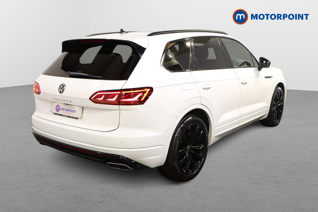 Volkswagen Touareg Black Edition Automatic Diesel SUV - Stock Number (1624232) - Drivers side rear corner