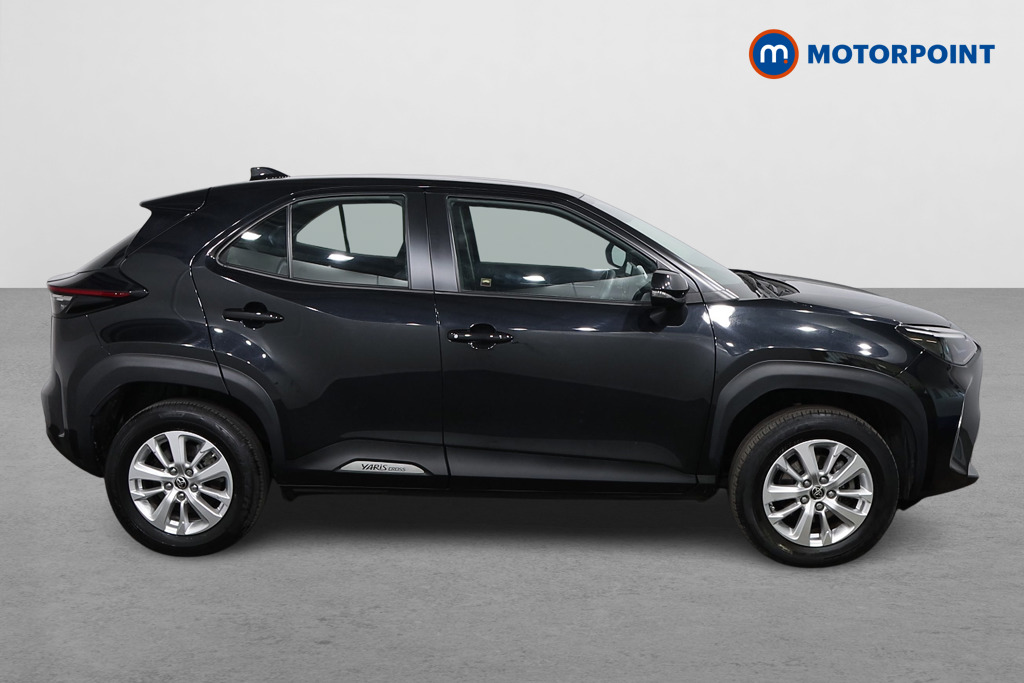 Toyota Yaris Cross Icon Automatic Petrol-Electric Hybrid Estate - Stock Number (1624249) - Drivers side