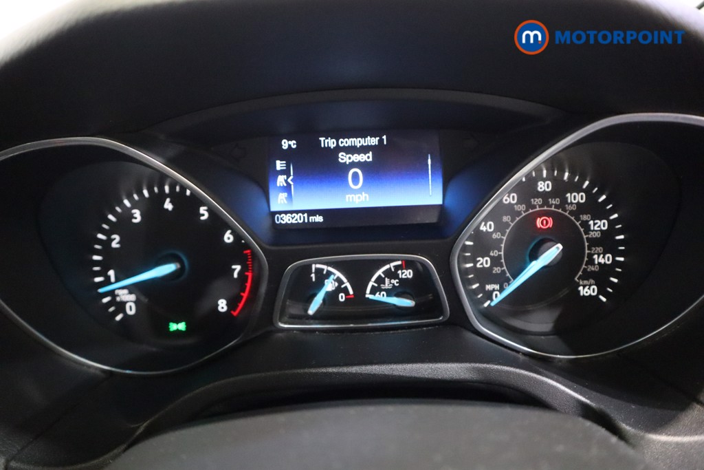 Ford Focus Titanium Manual Petrol Hatchback - Stock Number (1624418) - 4th supplementary image