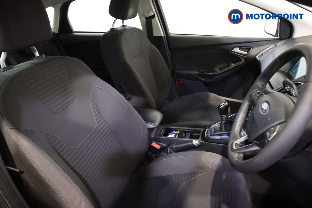 Ford Focus Titanium Manual Petrol Hatchback - Stock Number (1624418) - 6th supplementary image