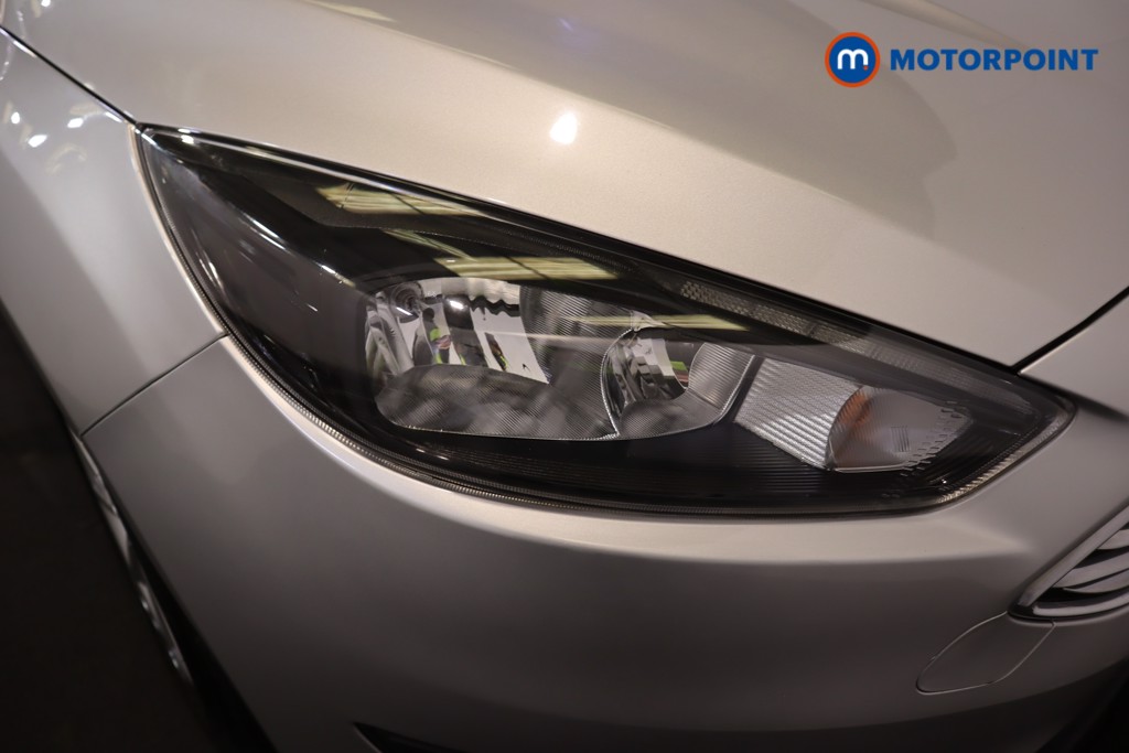 Ford Focus Titanium Manual Petrol Hatchback - Stock Number (1624418) - 24th supplementary image