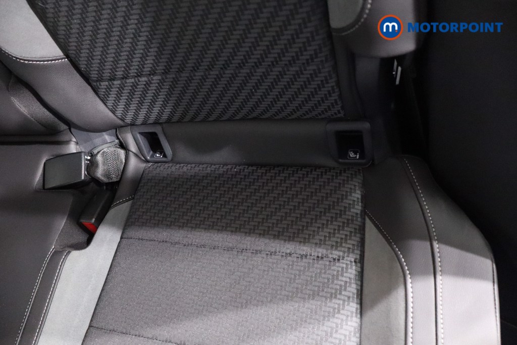 Volkswagen T-Cross R-Line Manual Petrol SUV - Stock Number (1624630) - 26th supplementary image