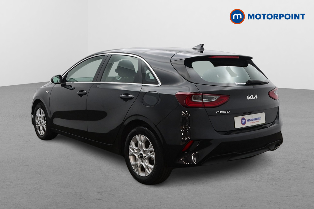 KIA Ceed 2 Manual Petrol Hatchback - Stock Number (1624640) - Passenger side rear corner