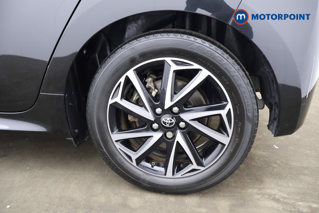 Toyota Yaris Design Automatic Petrol-Electric Hybrid Hatchback - Stock Number (1624665) - 3rd supplementary image