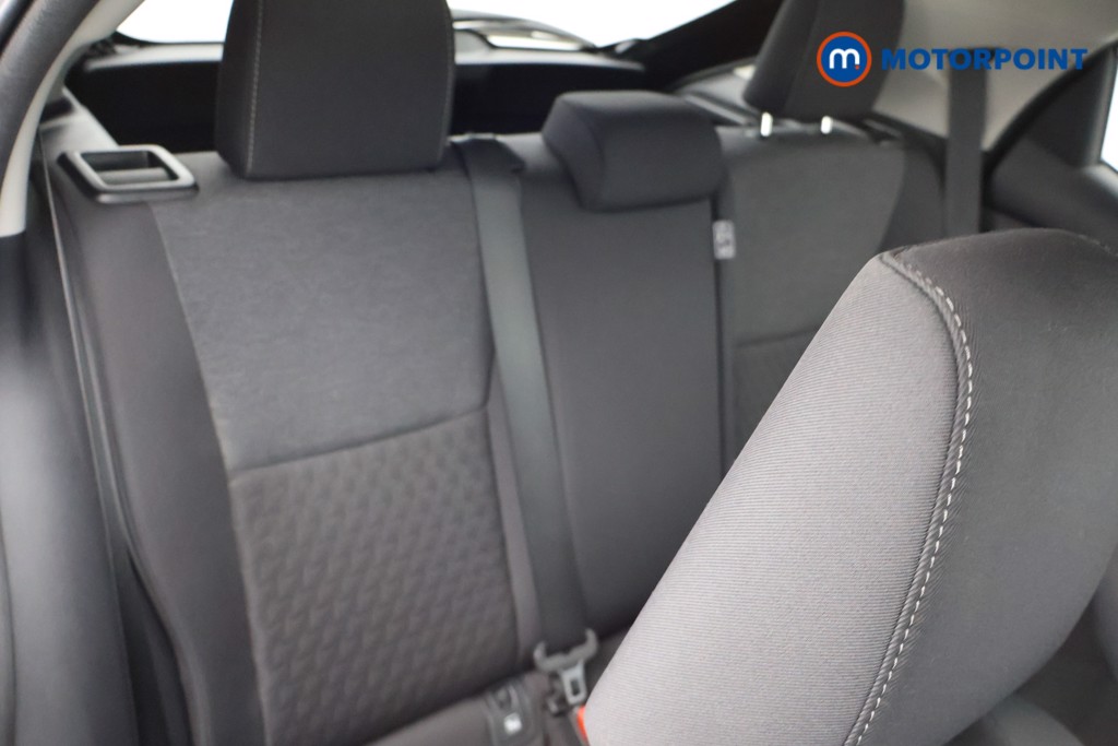 Toyota Yaris Design Automatic Petrol-Electric Hybrid Hatchback - Stock Number (1624665) - 21st supplementary image