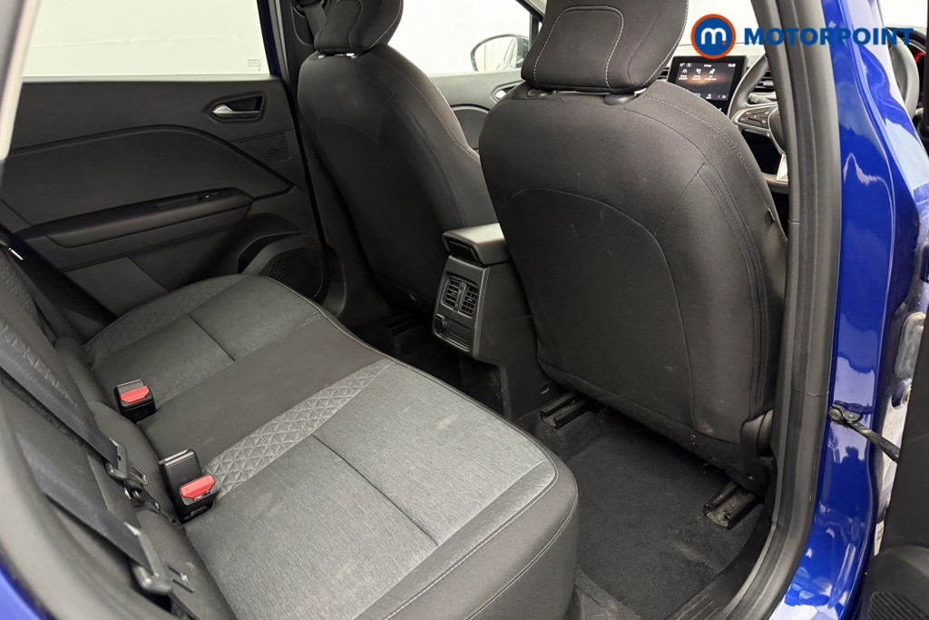 Renault Captur Iconic Manual Petrol SUV - Stock Number (1624716) - 22nd supplementary image