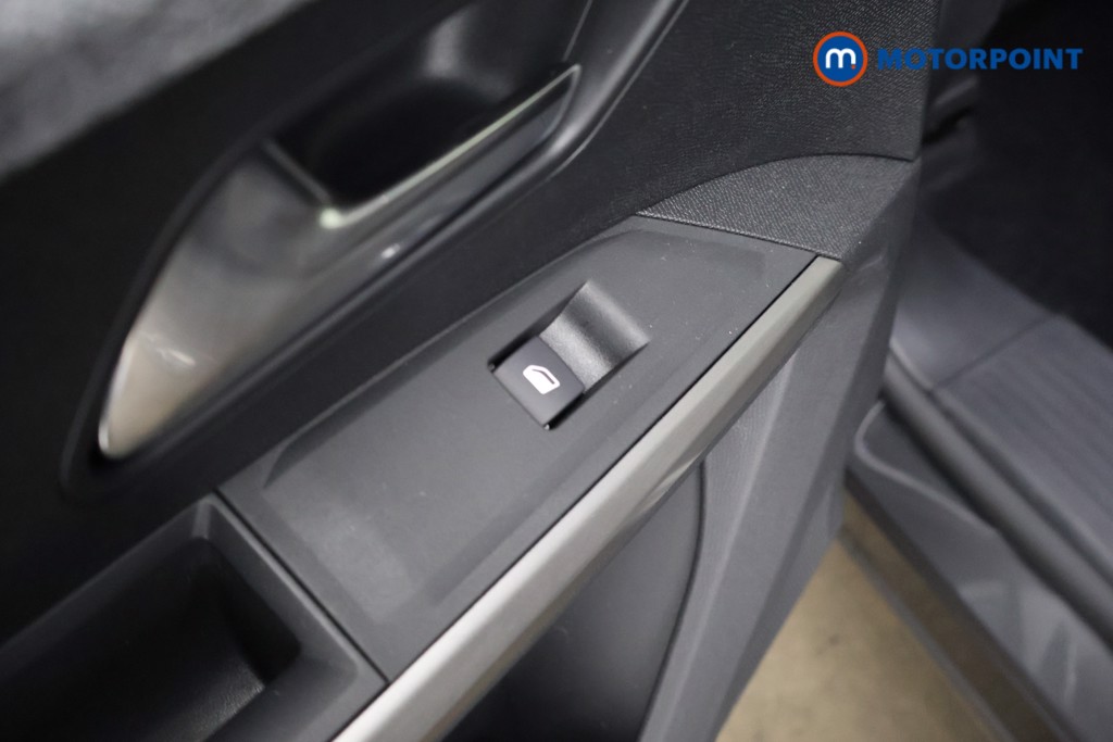 Peugeot 5008 Allure Automatic Petrol SUV - Stock Number (1624722) - 29th supplementary image