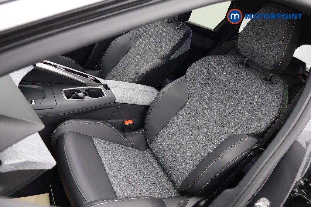 Peugeot 5008 Allure Automatic Petrol SUV - Stock Number (1624722) - 32nd supplementary image