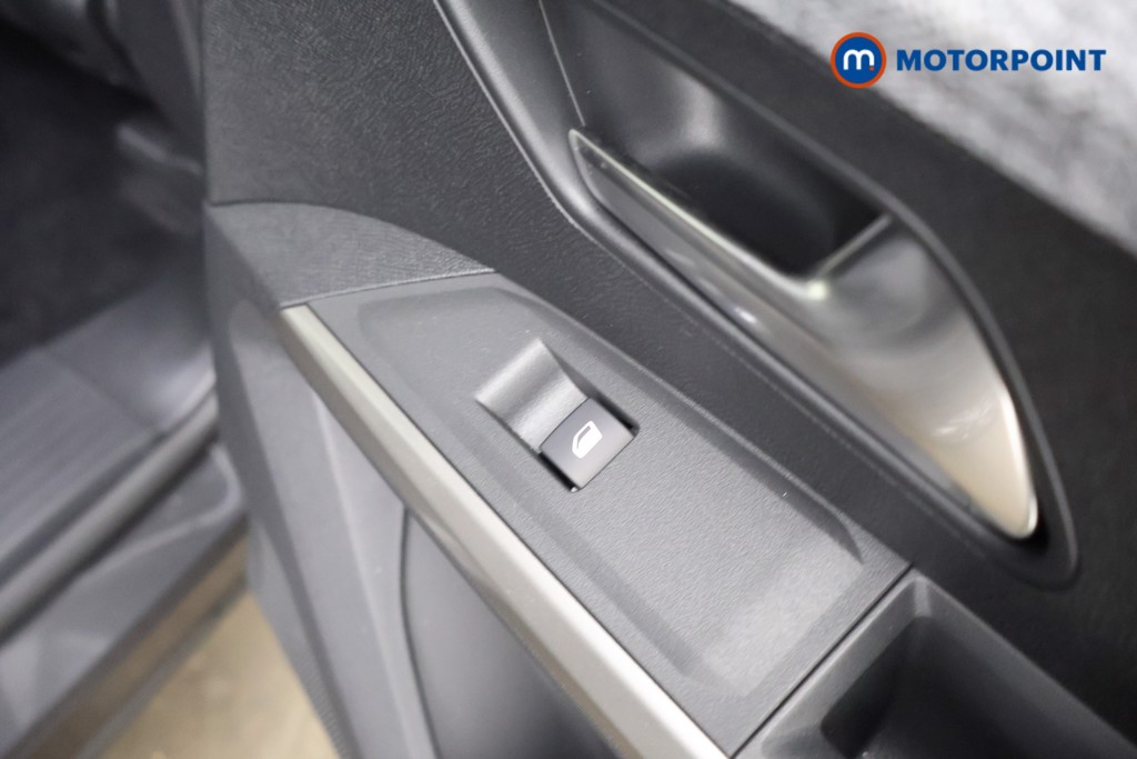 Peugeot 5008 Allure Automatic Petrol SUV - Stock Number (1624725) - 26th supplementary image