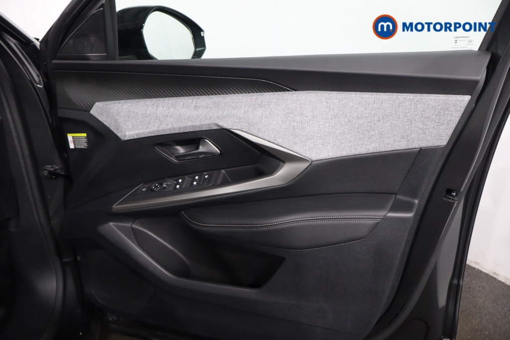 Peugeot 5008 Allure Automatic Petrol SUV - Stock Number (1624741) - 23rd supplementary image