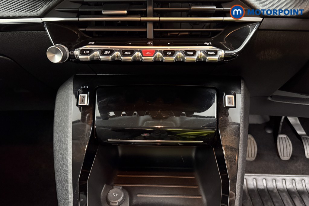 Peugeot 208 Allure Manual Petrol Hatchback - Stock Number (1624799) - 13th supplementary image